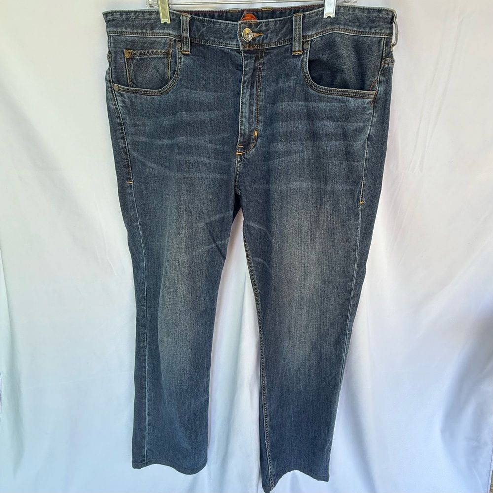 Tommy Bahama 38x32 Men’s Relaxed Blue Jeans Versatile Denim EUC